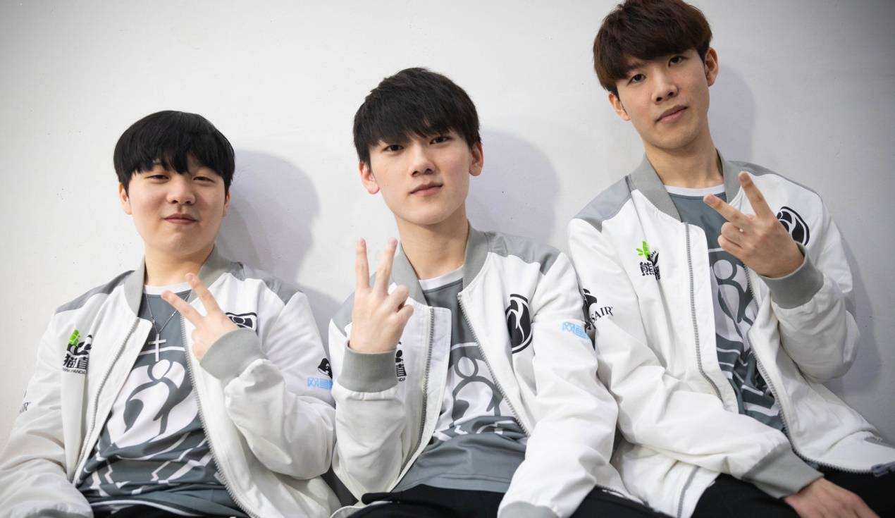 米兰的防守 米兰的防守