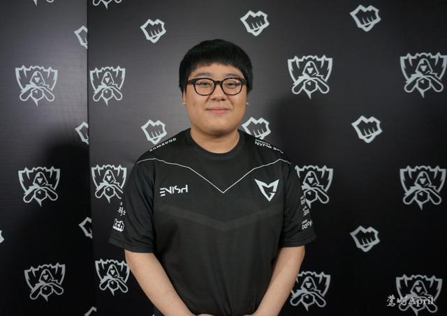 而是体系与 而是体系与